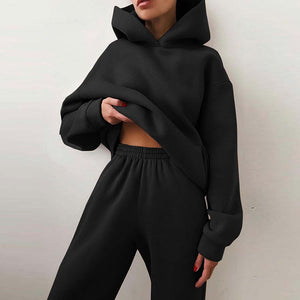Tuta Donna Oversize con Cappuccio – Morbidezza e Stile Minimal per le Tue Giornate – Sofia