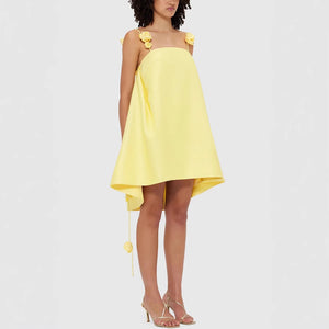 Vestito Corto in Tessuto Satinato con Spalline a Fiori Elegante