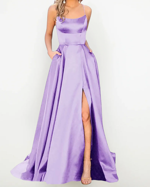 Vestito Elegante in Raso con Spacco – Abito da Cerimonia Lungo e Femminile