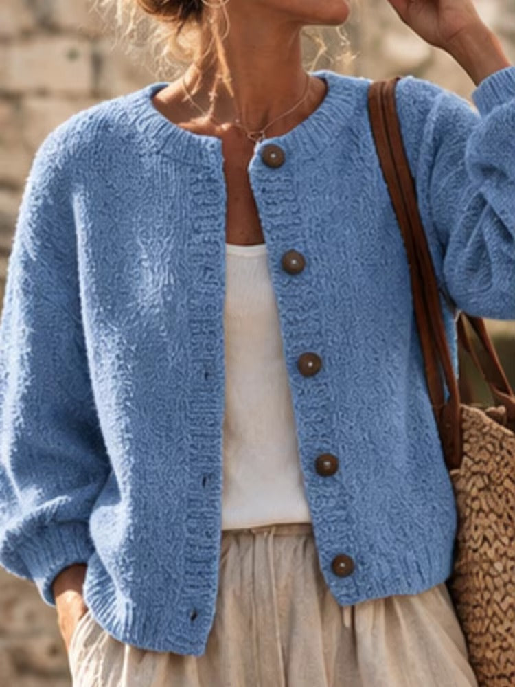 Cardigan Donna Morbido con Bottoni – Eleganza Rilassata per Ogni Giorno – Azzurra