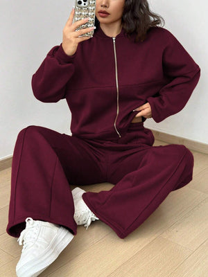 Completo Donna con Felpa con Zip e Pantaloni a Gamba Larga – Linee Strutturate e Comfort – Diana