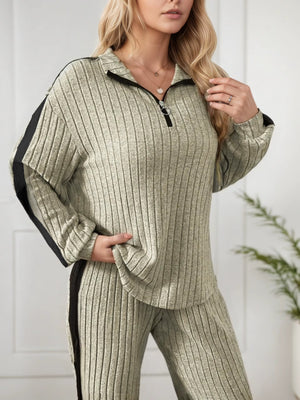 Completo Donna a Coste con Maglia Mezza Zip e Pantaloni a Gamba Larga – Righe Laterali e Comfort – Sabrina