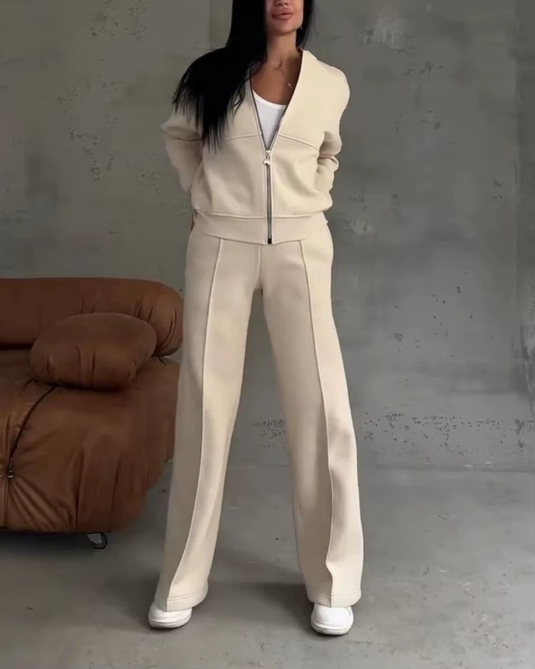 Completo Donna con Giacca con Zip e Pantaloni a Gamba Larga – Comfort e Stile Casual – Alessia
