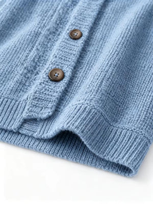 Cardigan Donna Morbido con Bottoni – Eleganza Rilassata per Ogni Giorno – Azzurra