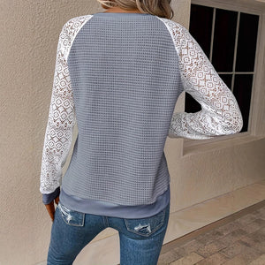 Maglia Donna con Maniche in Pizzo e Girocollo – Eleganza Romantica e Leggera – Valentina