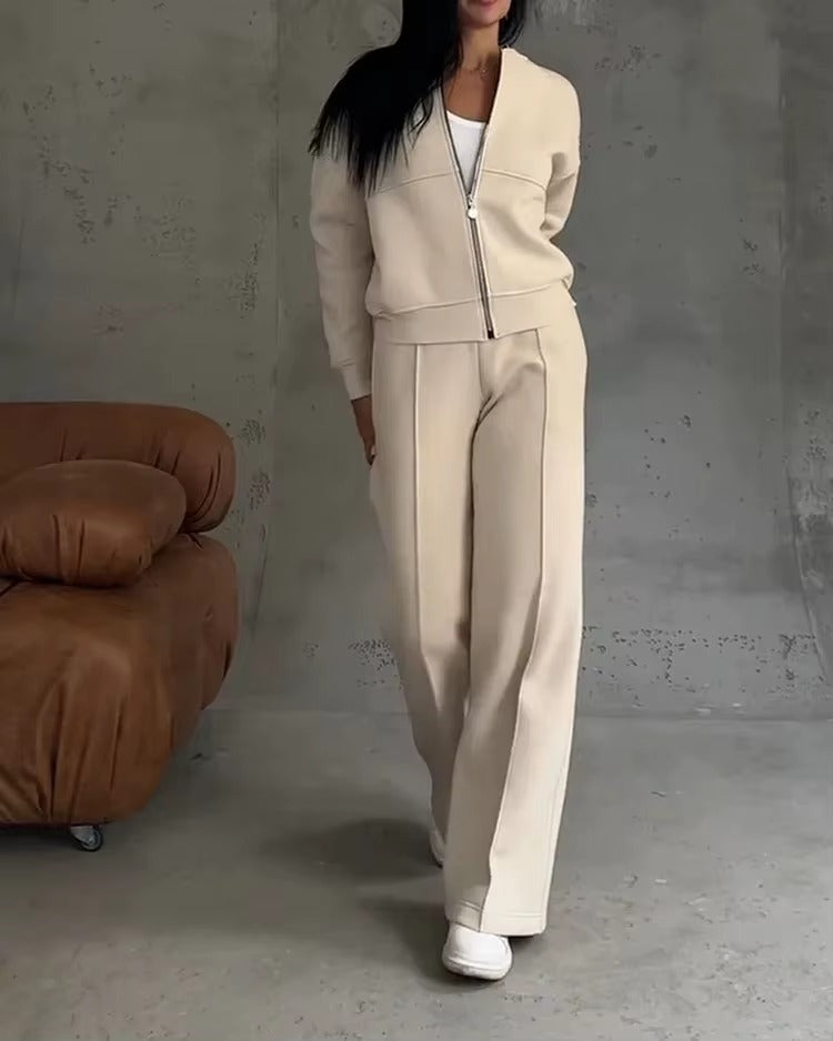 Completo Donna con Giacca con Zip e Pantaloni a Gamba Larga – Comfort e Stile Casual – Alessia