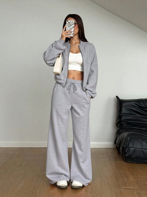 Completo Donna con Felpa con Zip e Pantaloni a Gamba Larga – Linee Strutturate e Comfort – Diana