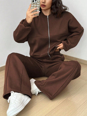 Completo Donna con Felpa con Zip e Pantaloni a Gamba Larga – Linee Strutturate e Comfort – Diana