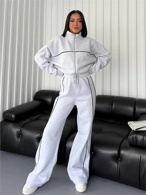 Completo Donna Sportivo con Felpa con Zip e Pantaloni a Gamba Larga – Comfort e Stile Athleisure – Chiara