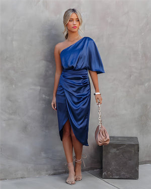 Vestito Midi Asimmetrico Satinato Elegante