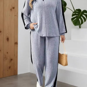 Completo Donna a Coste con Maglia Mezza Zip e Pantaloni a Gamba Larga – Righe Laterali e Comfort – Sabrina
