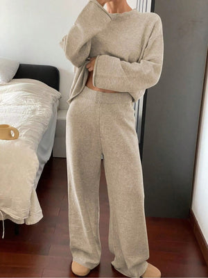 Completo Donna in Maglia con Maglione Oversize e Pantaloni a Gamba Larga – Morbidezza e Comfort – Livia