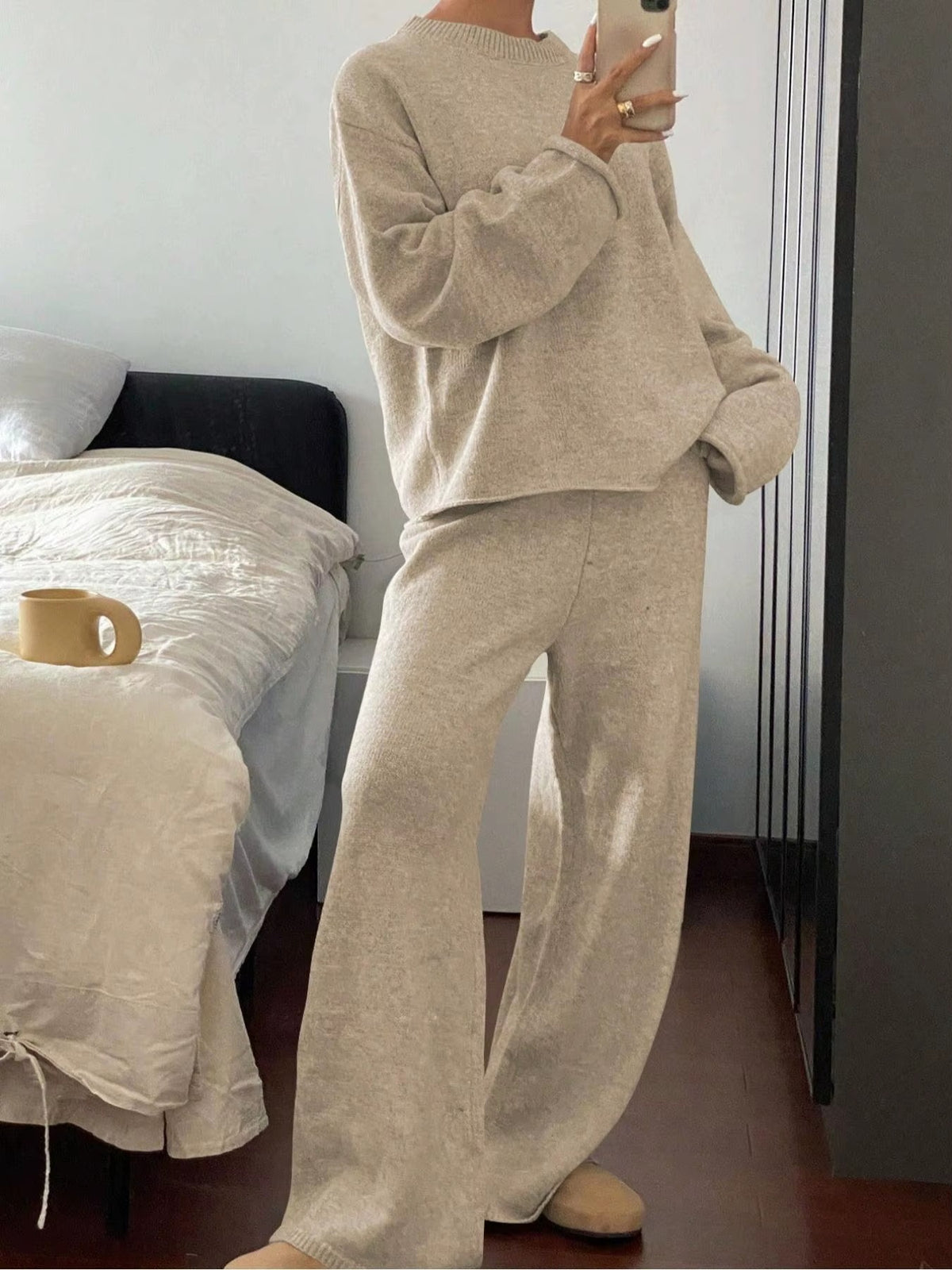 Completo Donna in Maglia con Maglione Oversize e Pantaloni a Gamba Larga – Morbidezza e Comfort – Livia