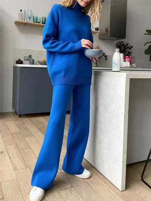 Completo Donna in Maglia con Dolcevita e Pantaloni a Gamba Larga – Morbidezza ed Eleganza Minimal – Martina